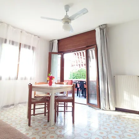 With Us - Bookingpeschiera Appartamento Peschiera del Garda