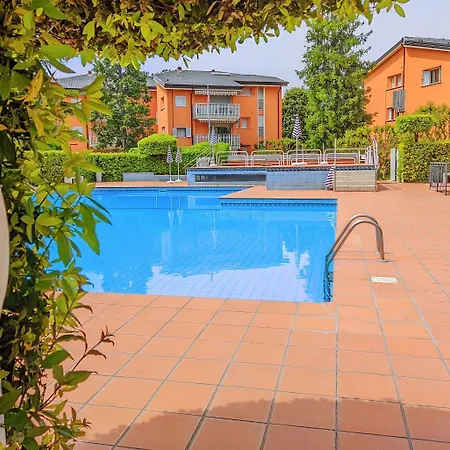 With Us - Bookingpeschiera Appartamento