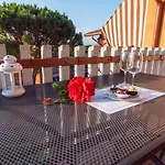 With Us - Bookingpeschiera Peschiera del Garda
