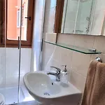 With Us - Bookingpeschiera Lägenhet Peschiera del Garda