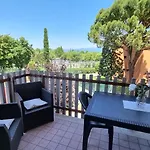 With Us - Bookingpeschiera Lägenhet Peschiera del Garda