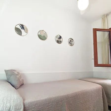 شقة With Us - Bookingpeschiera