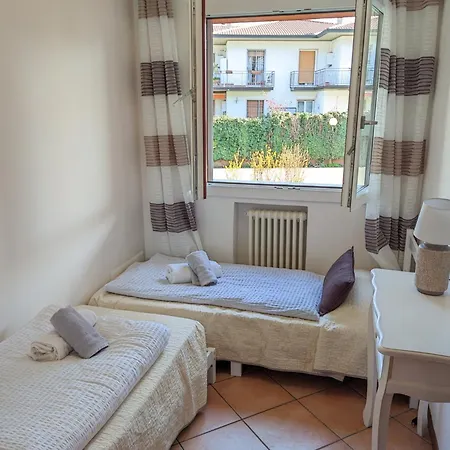 With Us - Bookingpeschiera Peschiera del Garda