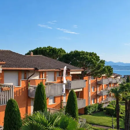 With Us - Bookingpeschiera Peschiera del Garda